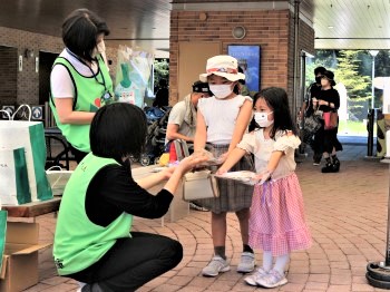 「夏の動物園まつり」の様子