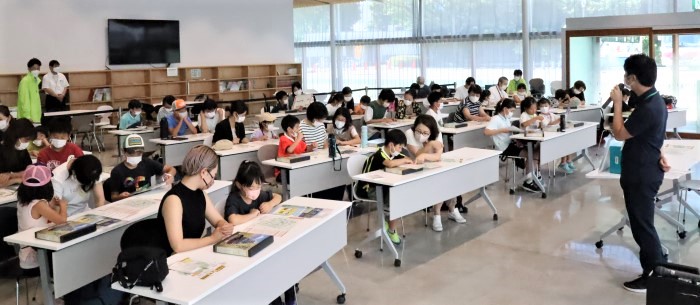 せいしん「夏休み親子教室」の様子
