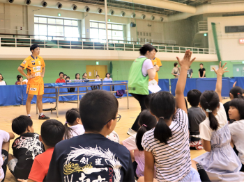 せいしん「夏休み親子教室」の様子