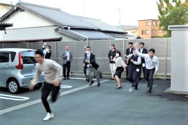 強盗訓練の様子